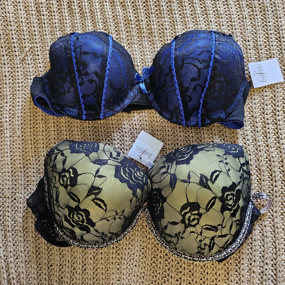 **BUNDLE OF 2** NWT Frederick's Of Hollywood Bras Green Blue Black Size 38D